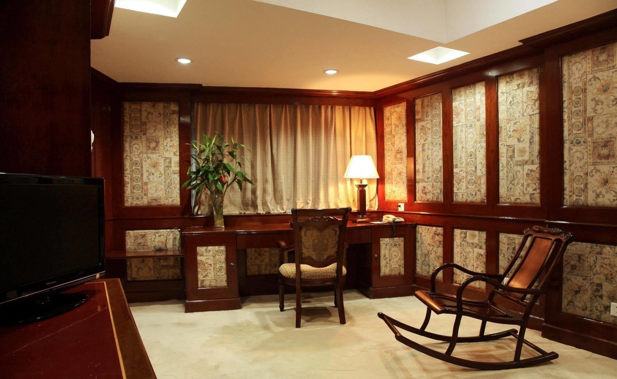 Guangzhou Jinying Hotel Ngoại thất bức ảnh